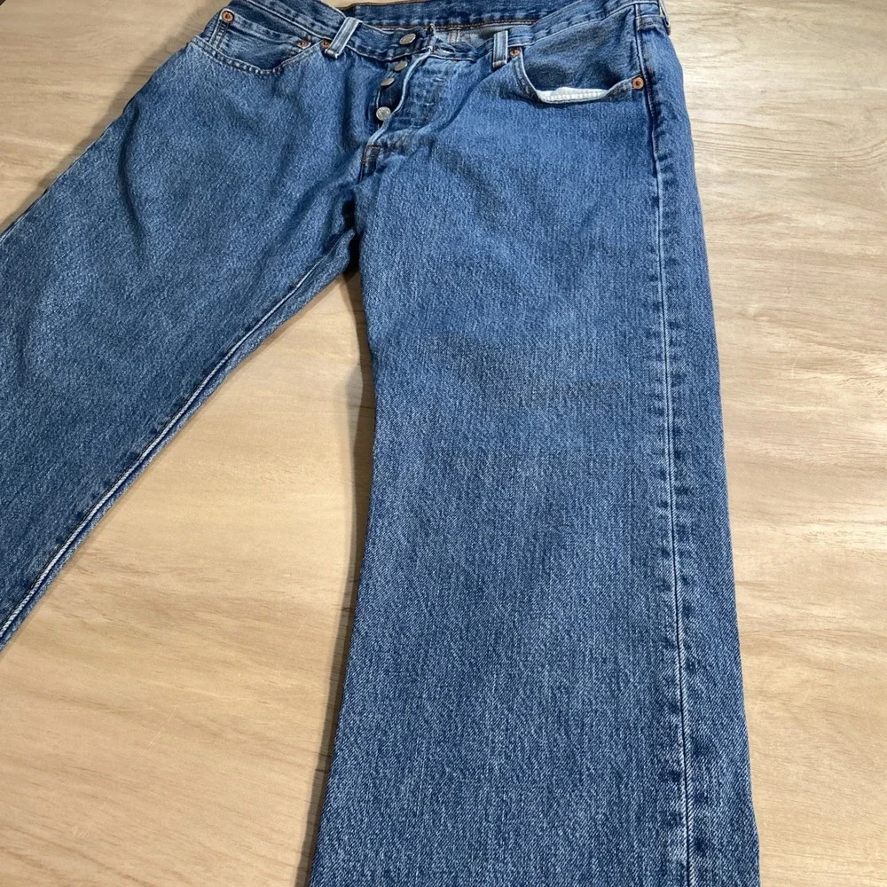 Levi's 501 Jeans Mens 32x32 Blue Original Fit Straight Medium‎ Wash Denim Pants